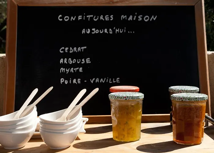 Maison Tavolara Frühstückspension 3*