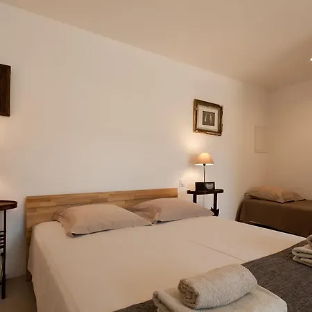 Maison Tavolara Bed and breakfast 3*