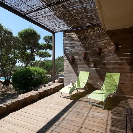 Maison Tavolara לינה וארוחת בוקר 3*