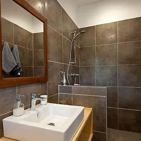 Maison Tavolara Bed and Breakfast 3*