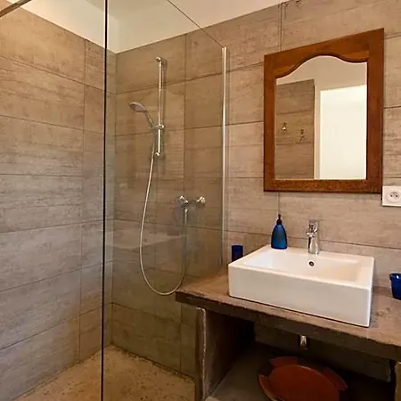 Maison Tavolara Bed and Breakfast 3*