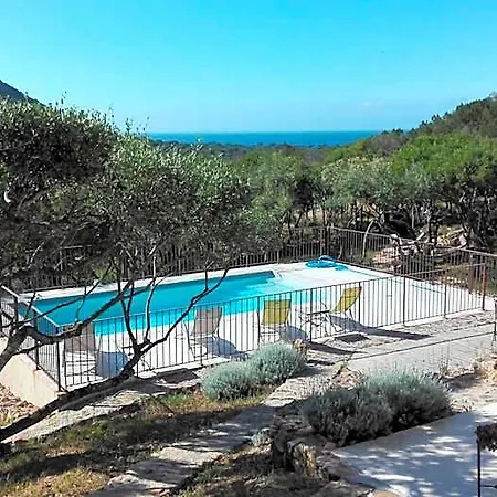 Maison Tavolara Bed and Breakfast 3*