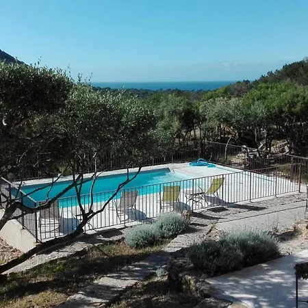 Maison Tavolara 3*