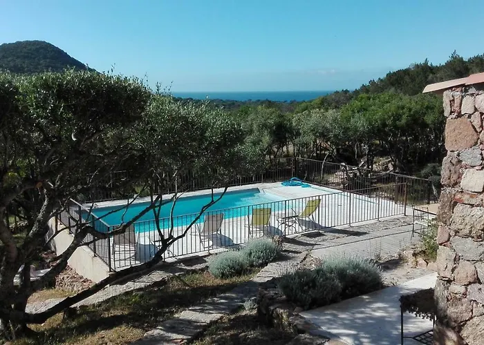 Maison Tavolara 3*